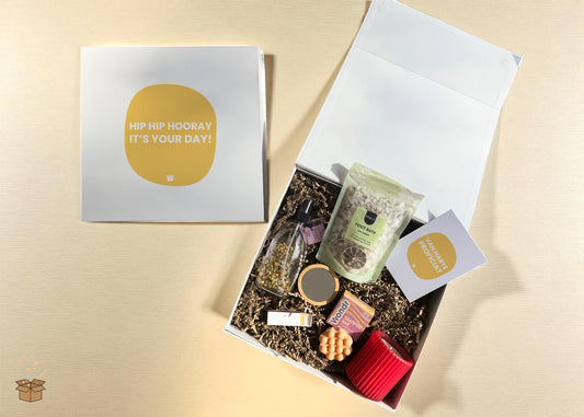 Cadeaubox L "Relax" - "Hip hip hooray it's your day"