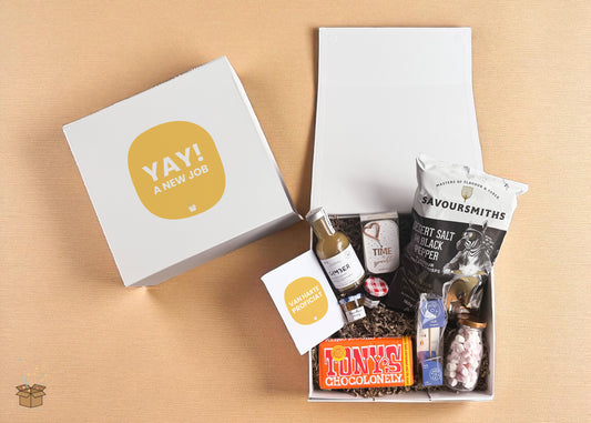 Cadeaubox L "Lekkernijen" - "Yay a new job"