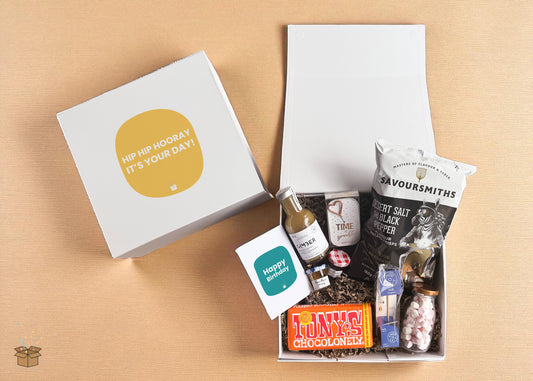 Cadeaubox L "Lekkernijen" - "Hip hip hooray it's your day"