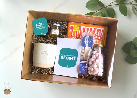 Cadeaubox S "Lekkernijen" - "Nòg een doos om uit te pakken"