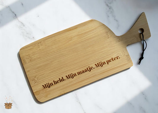 Snijplank hout gegraveerd - Peter